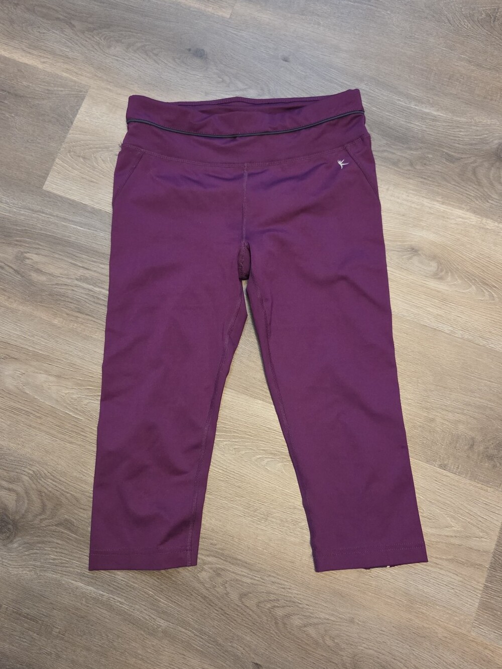Danskin Capri Leggings